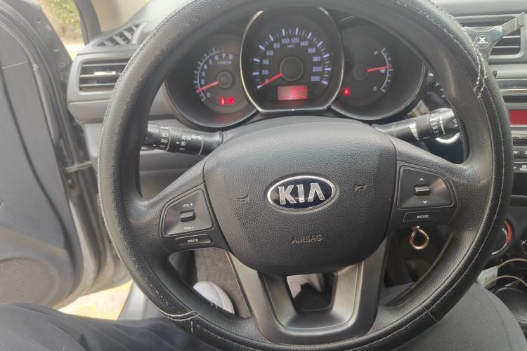 Used Kia K2 2012 Sedan 1.4L MT GLS Commemorative Edition