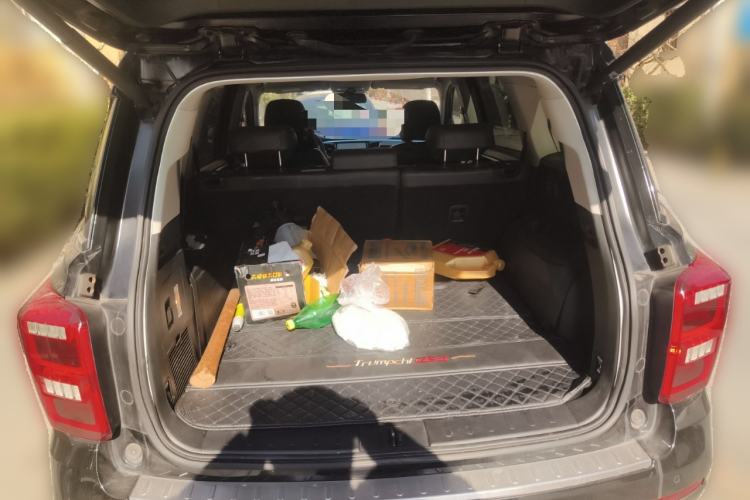 Used GAC Trumpchi GS8 2017 320T Four-Wheel Drive Luxury Smart Connectivity Version (7 Seats) Trunk