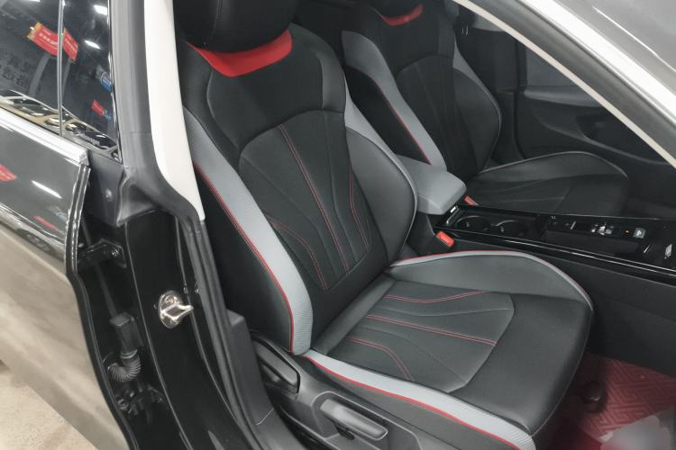 Used Volkswagen Lamando 2023 Lavida L 280TSI DSG Cool & Spicy Edition Right Front Seat