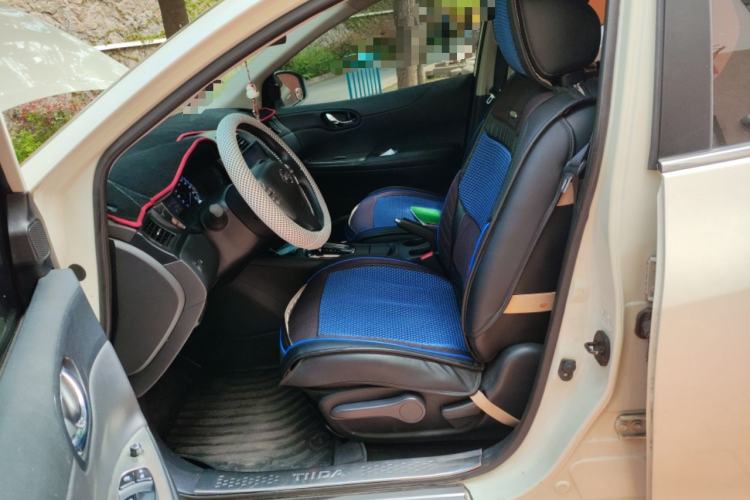 Used Nissan Tiida 2011 1.6L CVT Smart Version Left Front Seat