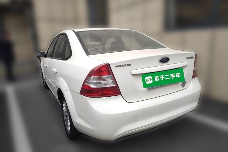 Used Ford Focus 2013 Sedan Classic 1.8L Automatic Fashion Edition
