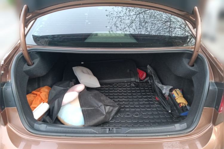 Used Volkswagen Lamando 2015 230TSI DSG Fashion Edition Trunk