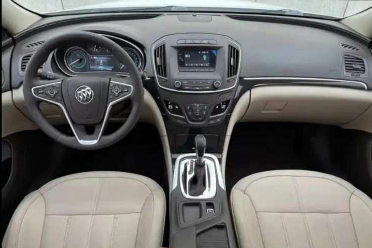 Used Buick Regal 2015 1.6T Fashion Tech Model
