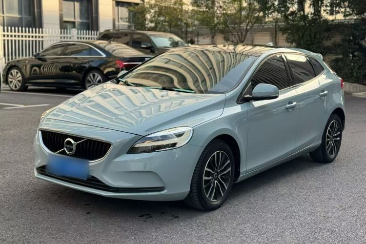 Used Volvo V40 2017 T3 Zhiyi Edition