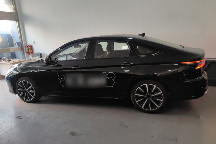 Used Chery Arrizo 8 2023 High-Energy Edition 2.0T DCT Luxury