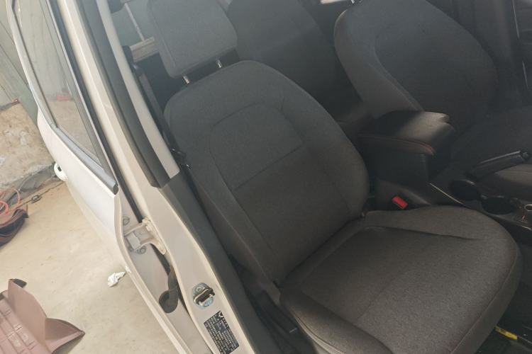 Used Wuling Hongguang New Energy 2025 Extended-Range Hybrid 50KM Comfort Version
