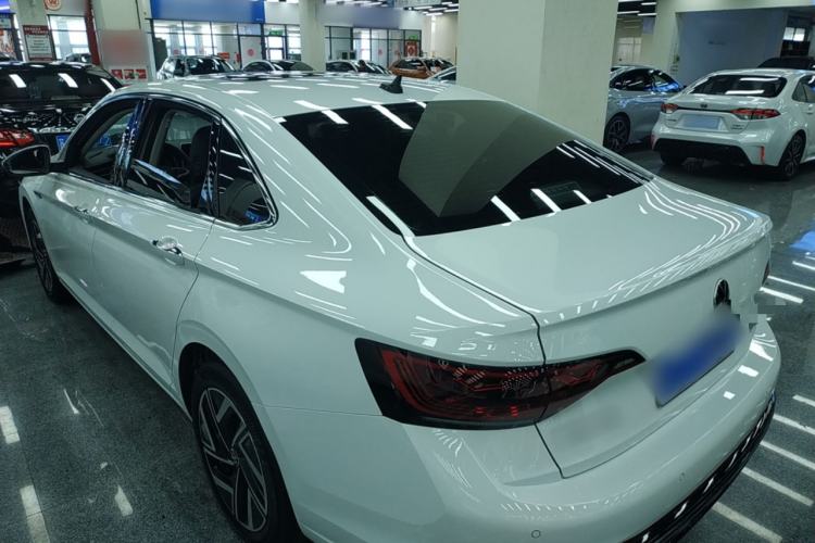 Used Volkswagen Sagitar 2023 300TSI DSG Excellence Edition Exterior 2