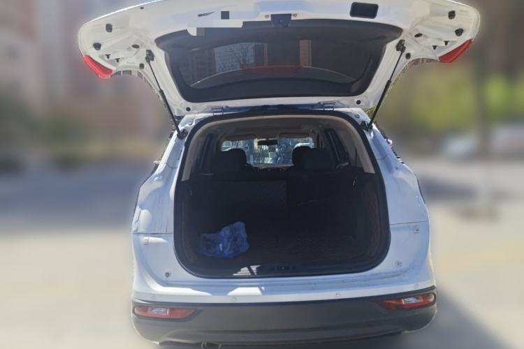 Used Dongfeng Fengon 580 2018 Revised Version 1.8L Manual Comfort Edition