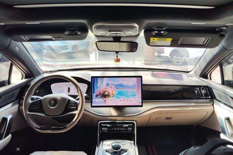 Used BYD Tang New Energy 2024 DM-i Glory Edition 112KM Prestige Model