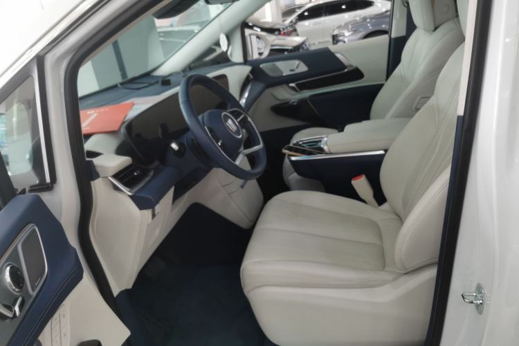 Used Buick Century 2023 2.0T Seven-Seater Yinshi Edition