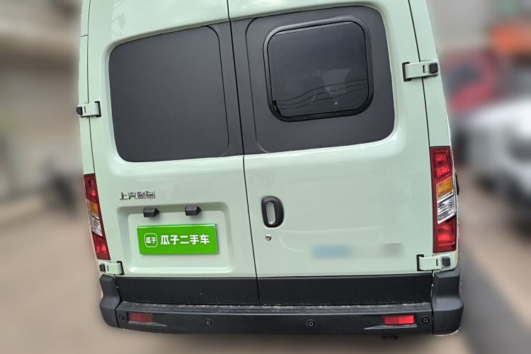 Used SAIC MAXUS Xintu V80  Rear