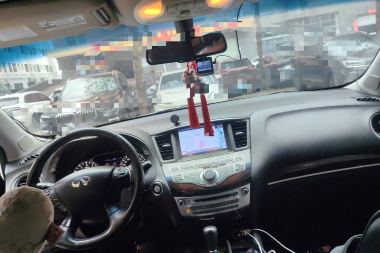 Used Infiniti QX60 2014 2.5 S/C Hybrid Two-Wheel Drive Excellence Edition Center Console