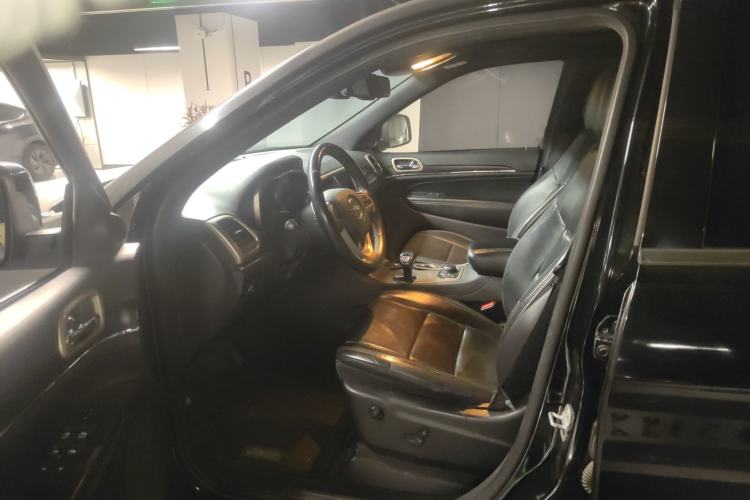 Used Jeep Grand Cherokee 2014 3.6L Elite Navigation Edition