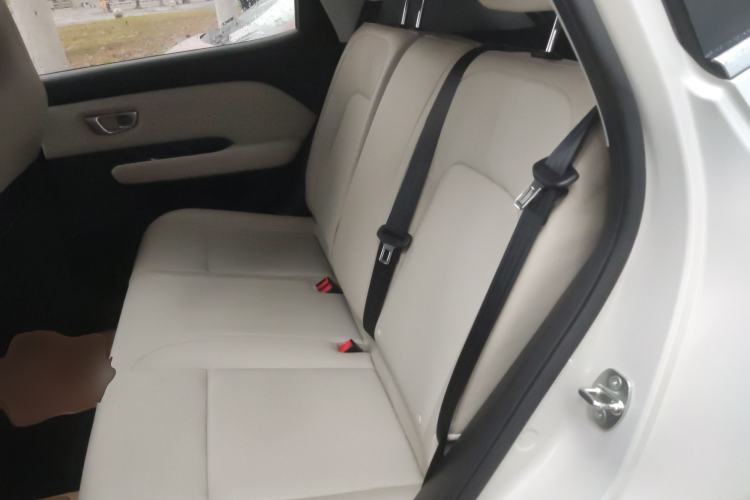 Used Wuling Bingo PLUS 2024 330 km Range Five-Seater Version