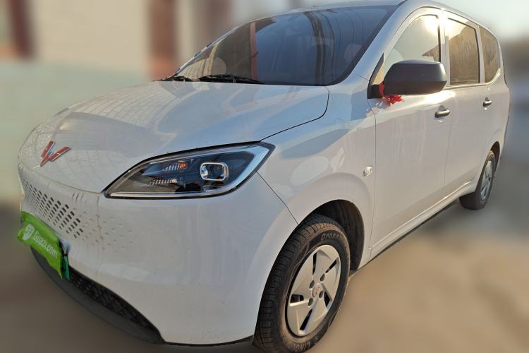 Used Wuling Hongguang New Energy 2025 Extended-Range Hybrid 50 km Standard Version