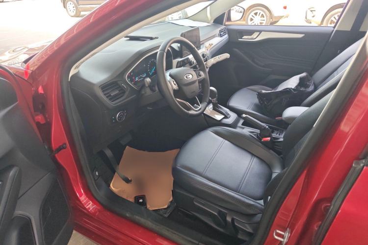 Used Ford Focus 2020 Hatchback 1.5L Automatic Sharp Edition Left Front Seat