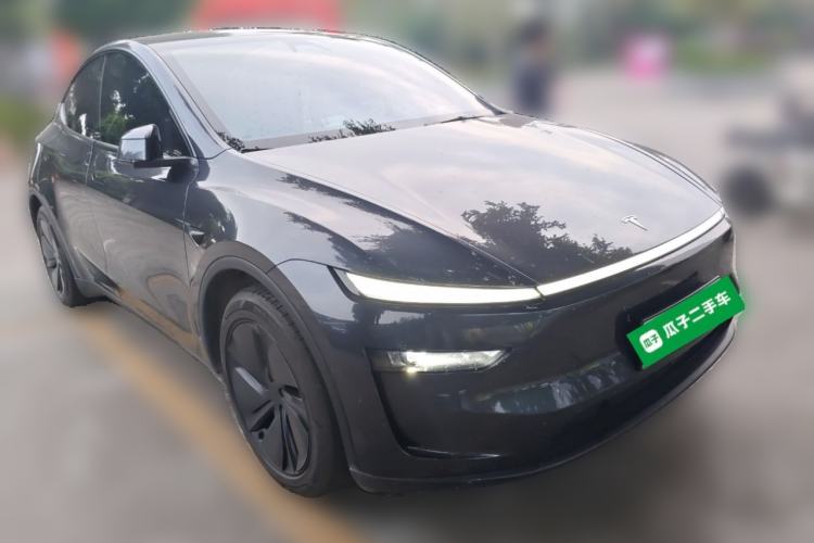 Used Tesla Model Y 2025 Long-Range All-Wheel Drive First Edition
