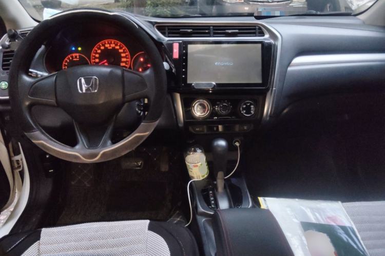 Used Honda Greiz 2016 1.5L CVT Classic Edition Center Console