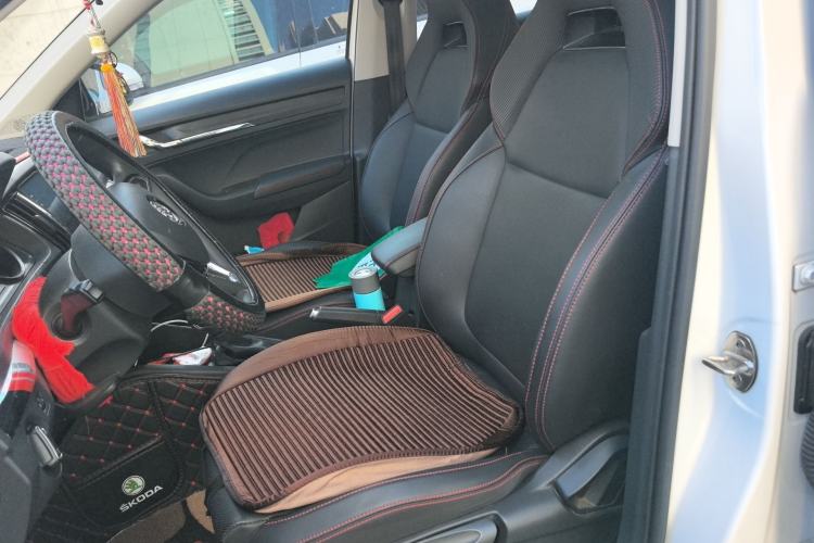 Used Skoda Kamiq 2021 GT TSI 230 DSG Flagship Edition Left Front Seat