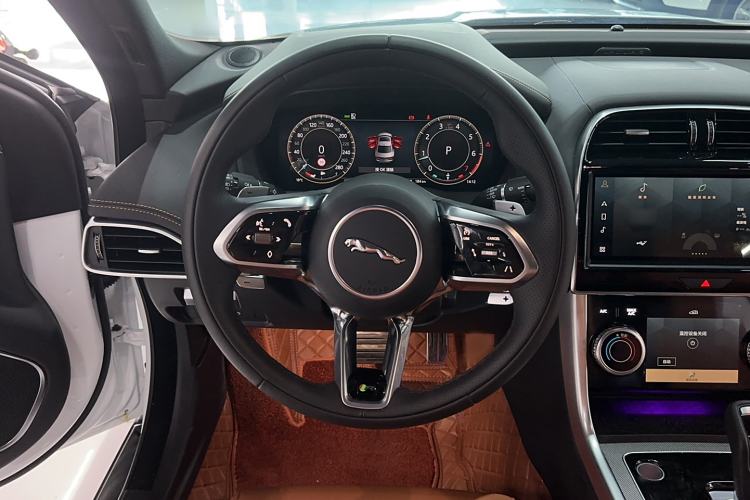 Used Jaguar XEL 2025 2.0T 250 PS R-DYNAMIC 90th Anniversary Edition