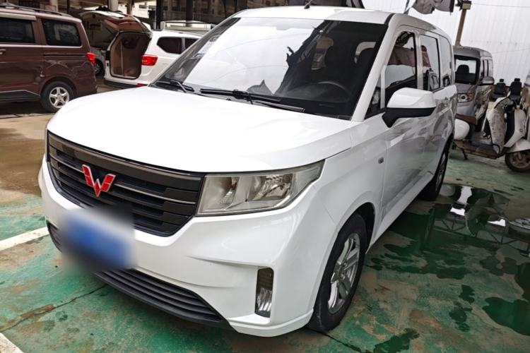 Used Wuling Hongguang PLUS 2019 1.5T Manual Comfort Version 7 Seats