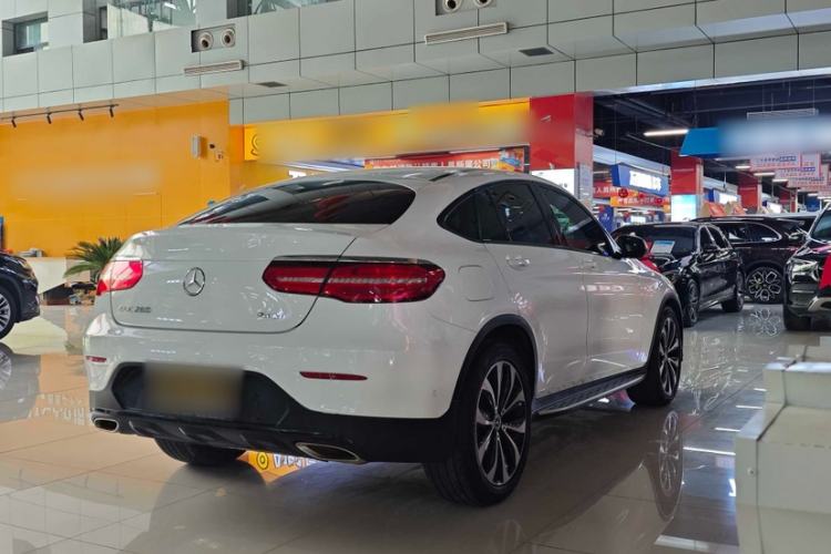 Used Mercedes-Benz GLC Coupe 2017 GLC 260 4MATIC Coupe SUV Exterior 2