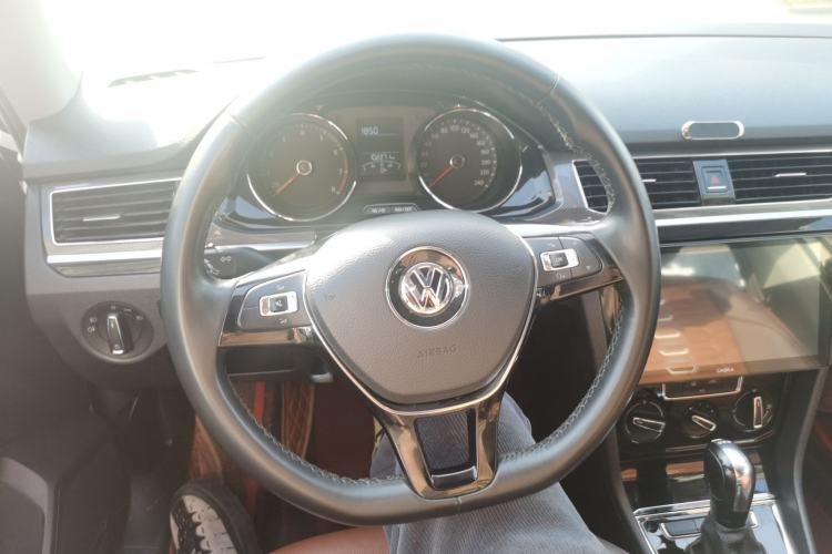 Used Volkswagen C-TREK 2018 230TSI DSG Comfort Model
