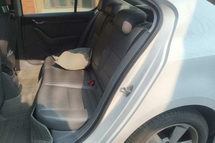 Used Skoda Octavia 2015 1.6L Automatic Yijun Edition