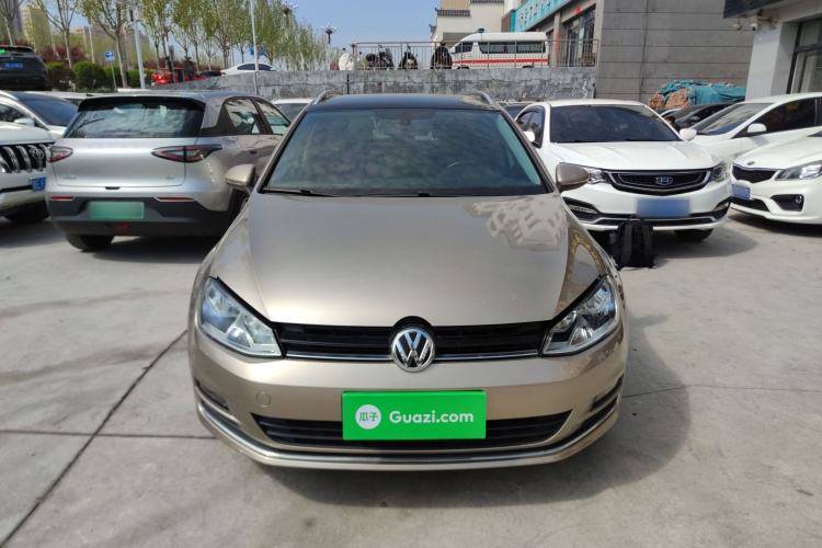 Used Volkswagen Golf 2015 1.4TSI Automatic Luxury Model Front