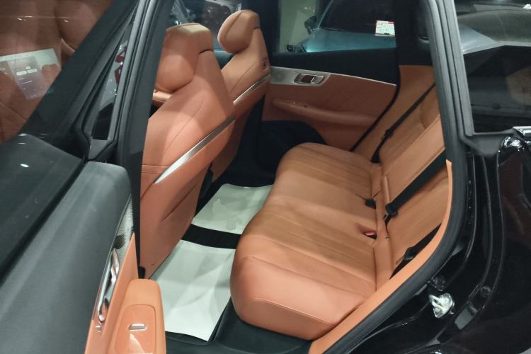 Used Deepal S07 2026 230Ultra with Huawei Qiankun ADS SE Edition Left Rear Seat