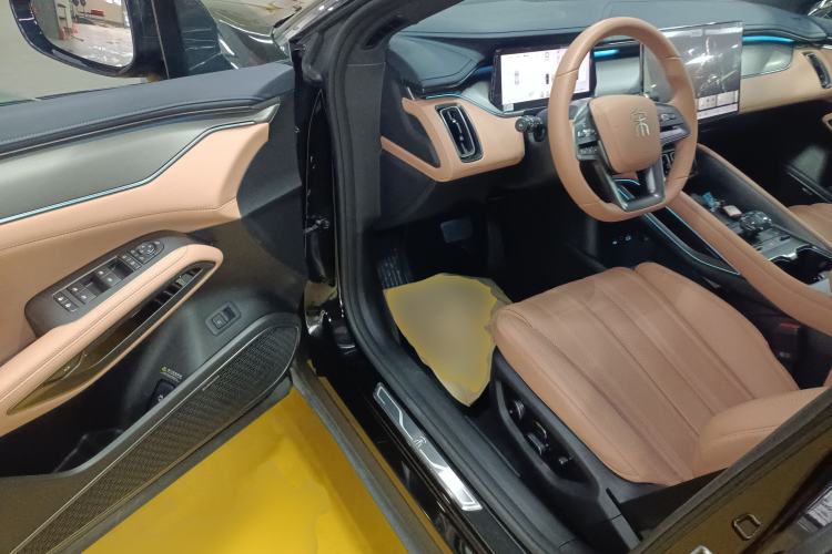 Used BYD Song L EV 2025 Intelligent Driving Version 662 km LiDAR Excellence Edition
