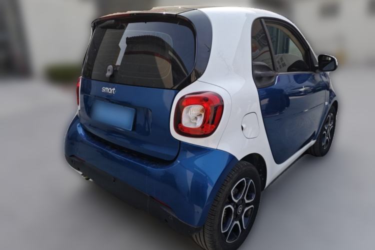 Used smart fortwo 2019 0.9T 66kW Hardtop Pioneer Edition China VI Rear Right 45 Deg
