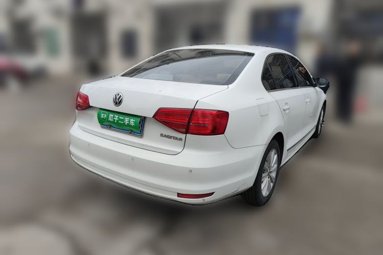 Used Volkswagen Sagitar 2015 1.6L Automatic Comfort Model
