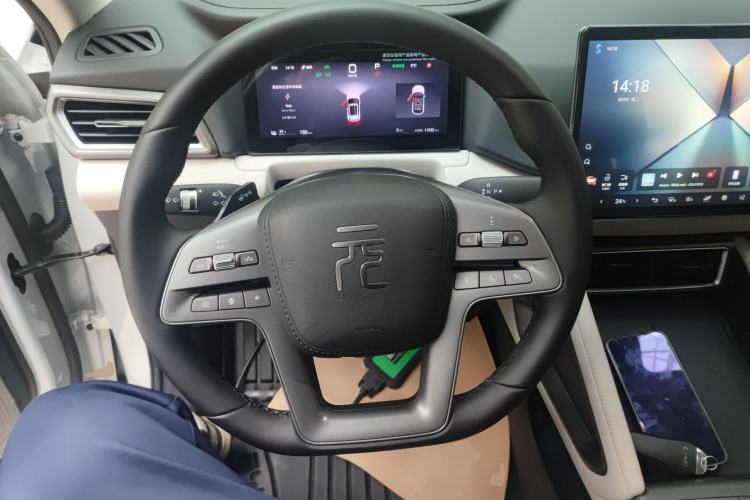 Used BYD Yuan UP 2025 Intelligent Driving Version 401 KM Dynamic Edition
