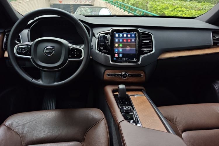 Used Volvo XC90 2023 B6 Zhiyi Luxury Edition 7-Seater