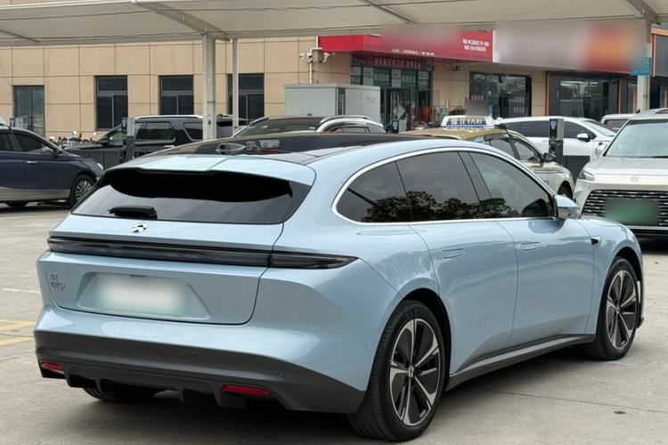 Used Nio ET5T 2023 75 kWh Touring Exterior 1