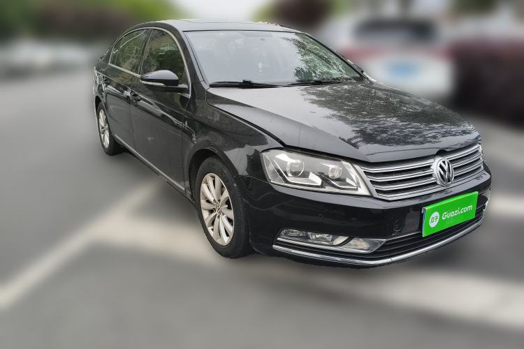 Used Volkswagen Magotan 2015 1.8TSI Advanced Model Front Right 45 Deg