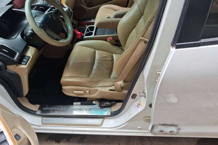 Used Honda Odyssey 2009 2.4L Leading Edition