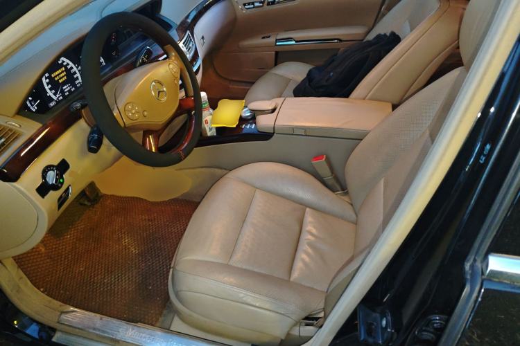 Used Mercedes-Benz S-Class 2010 S 300 L Luxury Model Left Front Seat