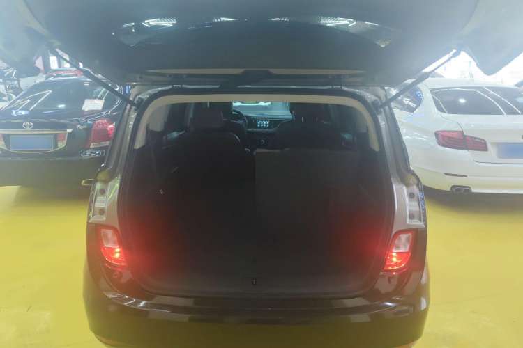 Used Buick GL6 2019 18T 6-Seater Connected Luxury Version China VI Standard