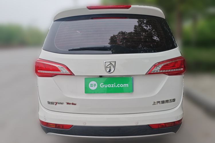 Used Baojun 730 2017 1.5T Manual Prestige Version 7 Seats Rear