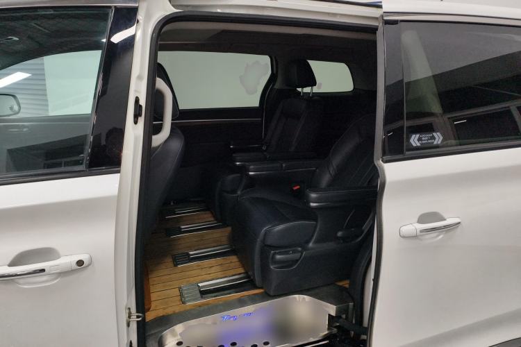 Used GAC Trumpchi M8 2019 320T Ultimate Edition Left Rear Seat