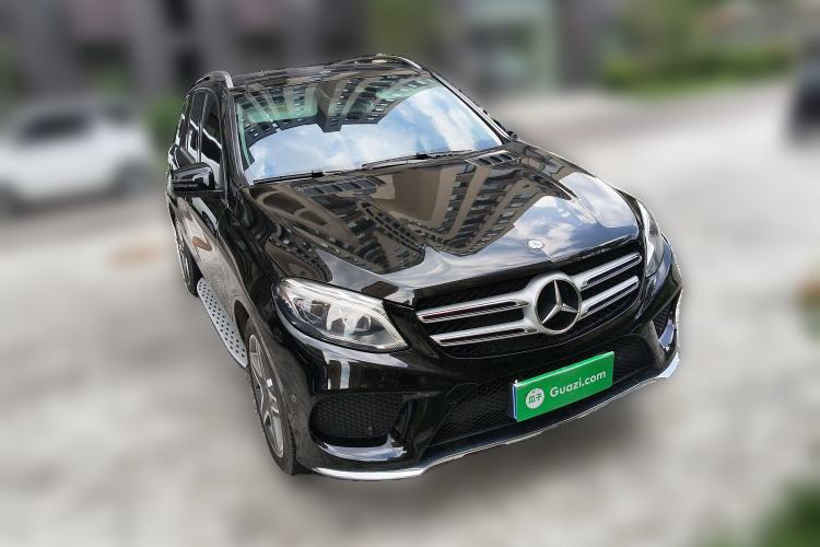 Used Mercedes-Benz GLE 2015 GLE 400 4MATIC Front Right 45 Deg