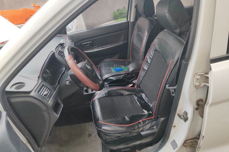 Used Dongfeng Fengon 330 2014 1.5L Manual Standard Edition DK15-02 Left Front Seat