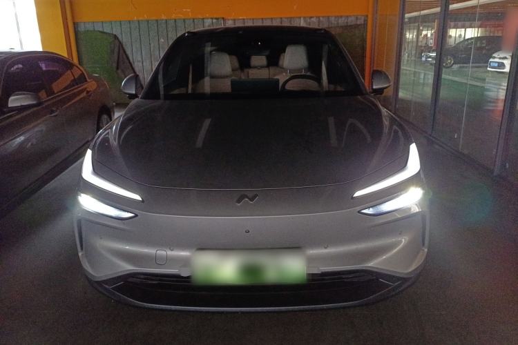 Used ONVO L60 2024 60 kWh Rear-Drive Version