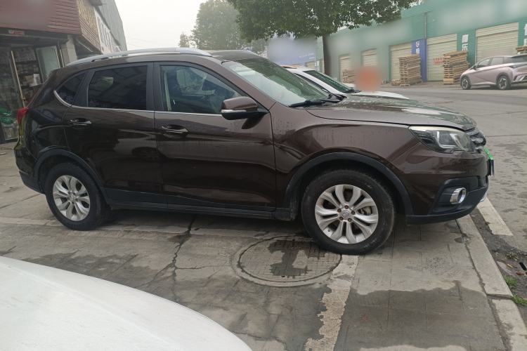 Used GAC Trumpchi GS5 Super 2015 1.8T Automatic Two-Wheel Drive Elite Edition