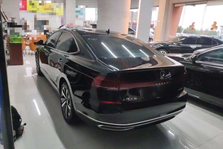 Used Volkswagen Passat 2022 330TSI Luxury Edition Rear Left 45 Deg