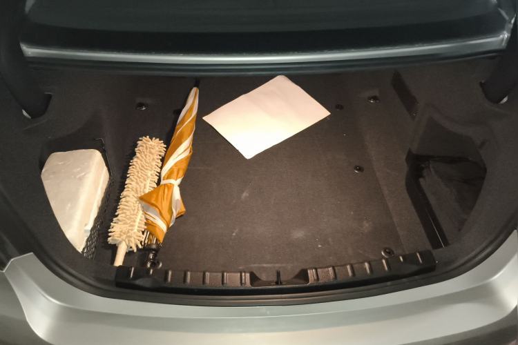 Used BMW 3 Series 2016 320Li Ambition Model Trunk