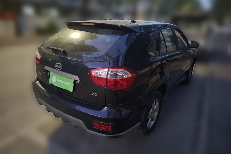 Used BYD S6 2013 Jingyue Edition 2.0L Manual Luxury Model 5 Seats
