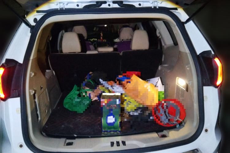 Used Ford Edge 2016 EcoBoost 245 Two-Wheel-Drive Titanium 5-Seater Trunk